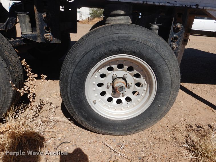 image for item HO9197 2006 Travis Body walking floor trailer