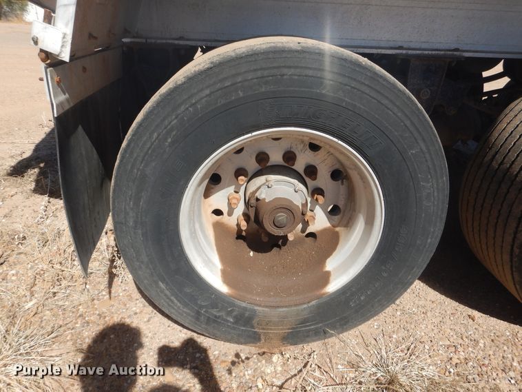 image for item HO9197 2006 Travis Body walking floor trailer