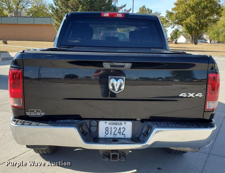 image for item HO9717 2013 Dodge Ram 1500  Crew Cab pickup truck