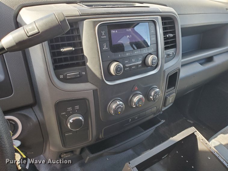 image for item HO9717 2013 Dodge Ram 1500  Crew Cab pickup truck