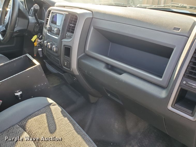 image for item HO9717 2013 Dodge Ram 1500  Crew Cab pickup truck