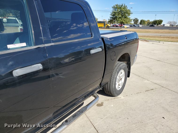 image for item HO9717 2013 Dodge Ram 1500  Crew Cab pickup truck