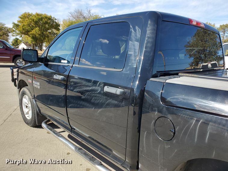 image for item HO9717 2013 Dodge Ram 1500  Crew Cab pickup truck