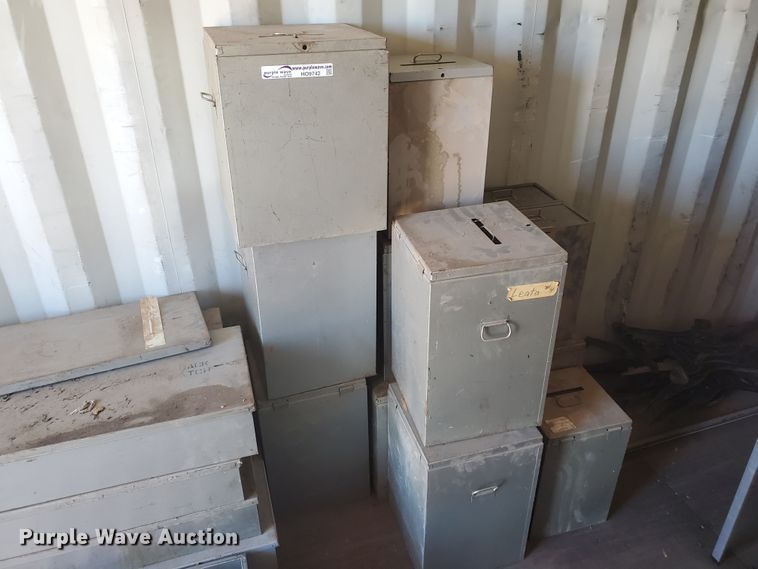 image for item HO9742 (9) metal-cased voting booth kits