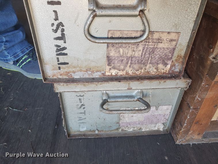 image for item HO9742 (9) metal-cased voting booth kits