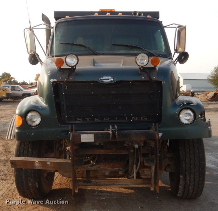 image for item HS9325 2001 Sterling LT7500  dump truck