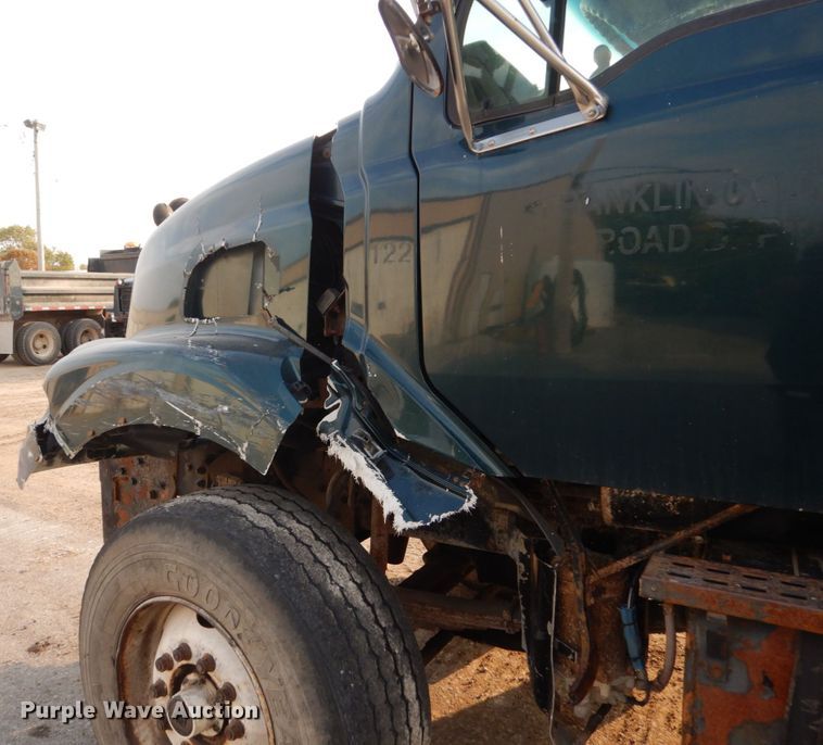 image for item HS9325 2001 Sterling LT7500  dump truck