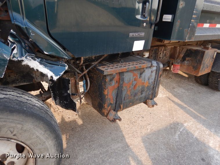 image for item HS9325 2001 Sterling LT7500  dump truck