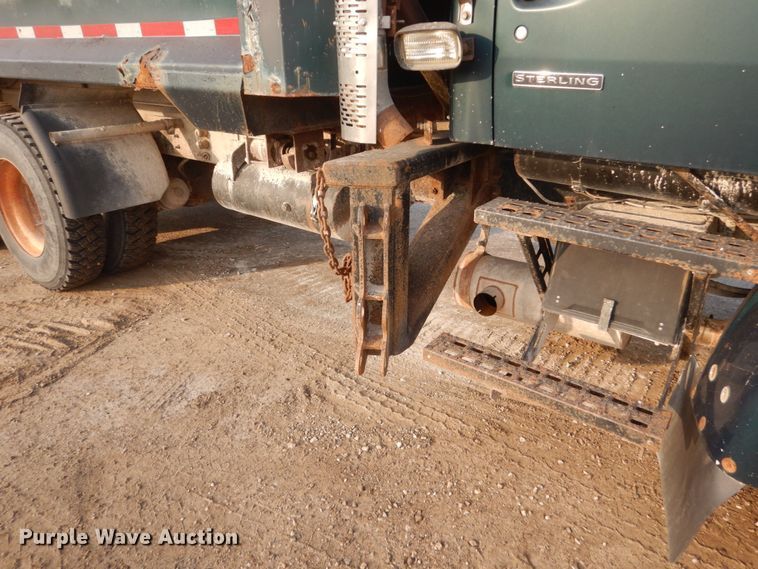 image for item HS9325 2001 Sterling LT7500  dump truck