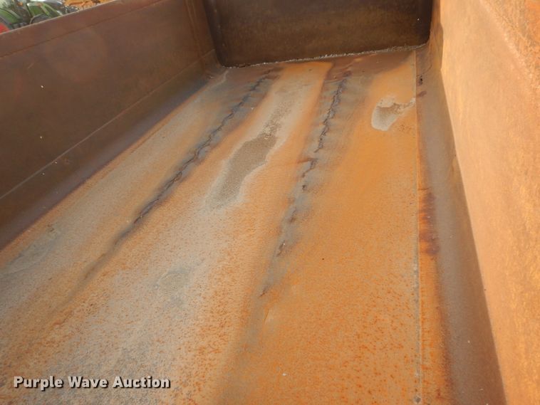 image for item HS9325 2001 Sterling LT7500  dump truck