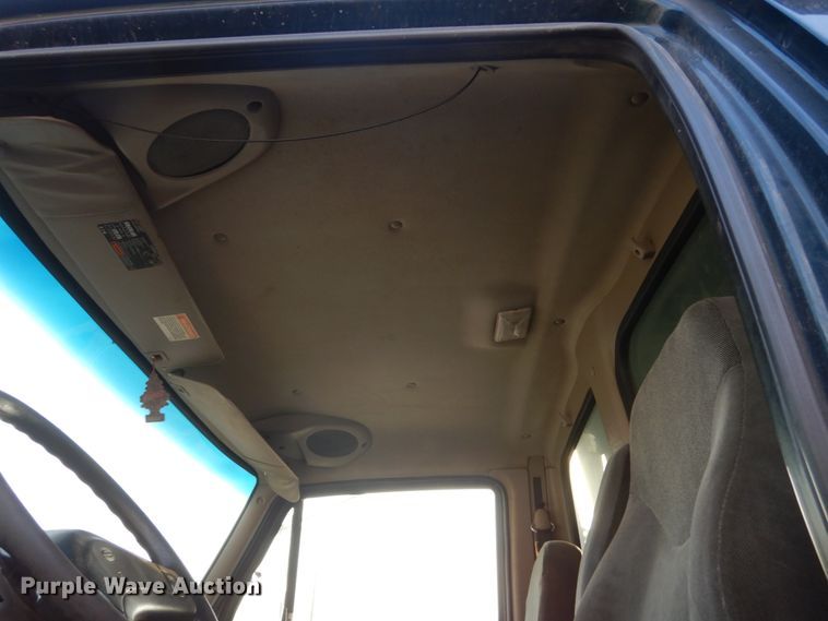 image for item HS9325 2001 Sterling LT7500  dump truck