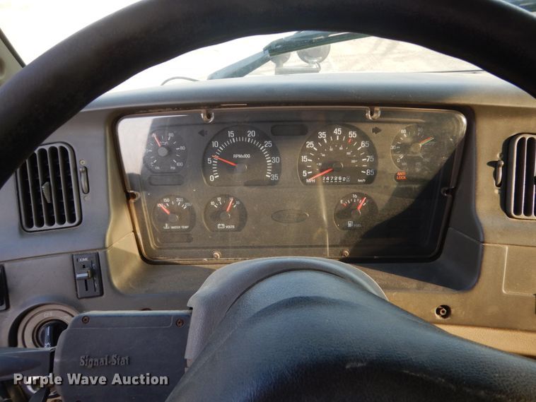 image for item HS9325 2001 Sterling LT7500  dump truck