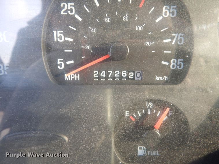 image for item HS9325 2001 Sterling LT7500  dump truck