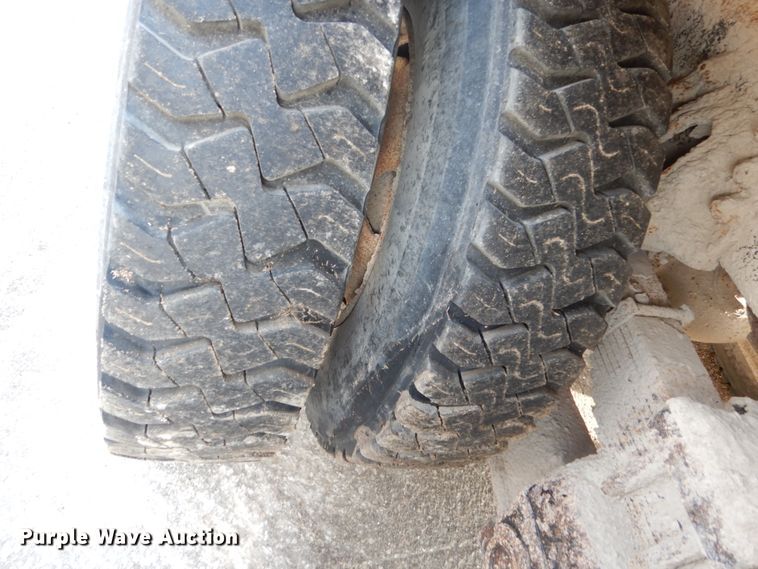 image for item HS9325 2001 Sterling LT7500  dump truck