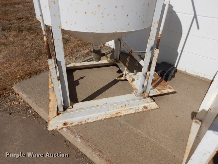 image for item HS9357 100 gallon mild steel liquid prover