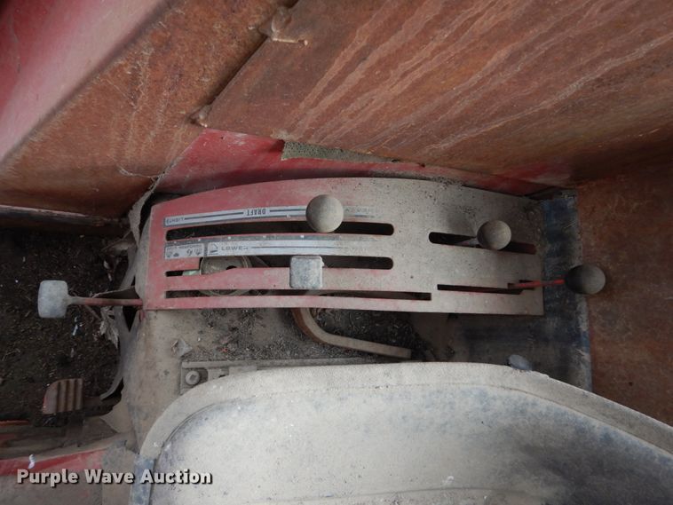 image for item HS9375 1977 International 674  tractor