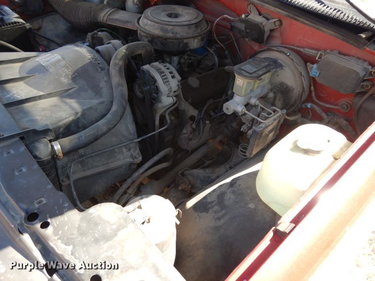 image for item HV9765 1991 Chevrolet C1500  pickup truck