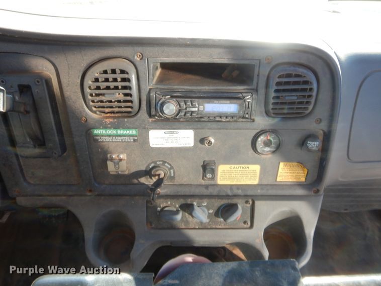 image for item HW9029 2011 Freightliner Thomas Built 221T  school bus