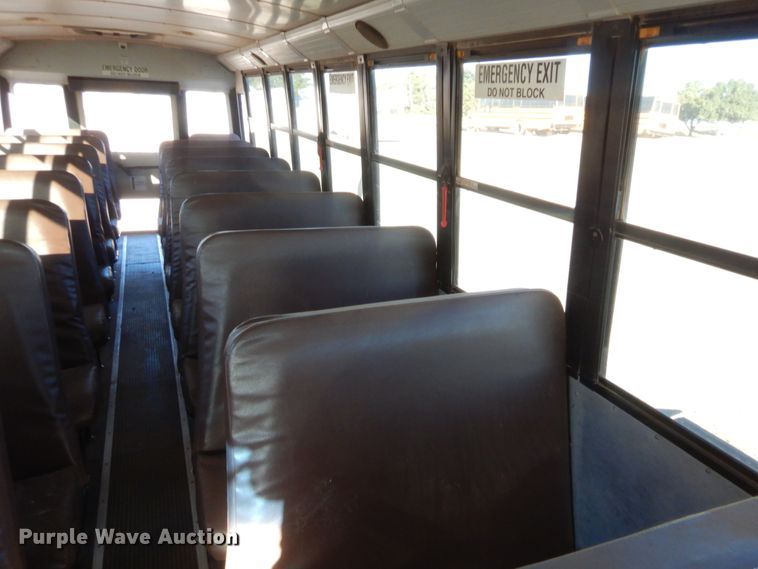 image for item HW9029 2011 Freightliner Thomas Built 221T  school bus