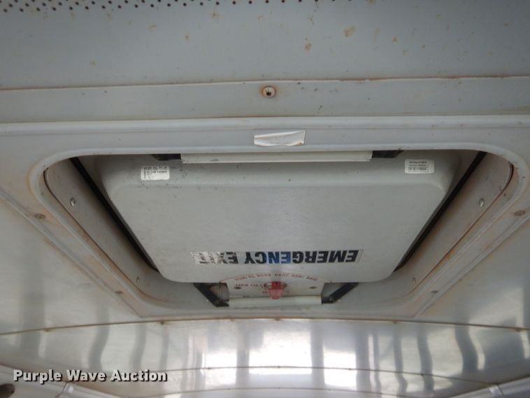 image for item HW9029 2011 Freightliner Thomas Built 221T  school bus