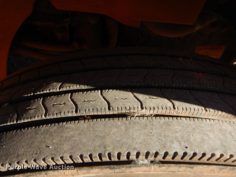 image for item HW9029 2011 Freightliner Thomas Built 221T  school bus