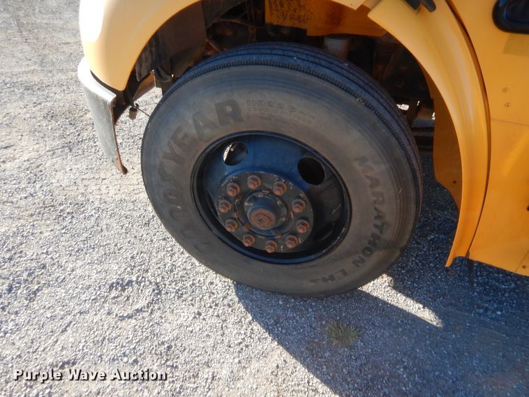 image for item HW9029 2011 Freightliner Thomas Built 221T  school bus