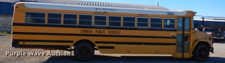 image for item HW9031 2002 Freightliner FS65 Thomas Built  school bus