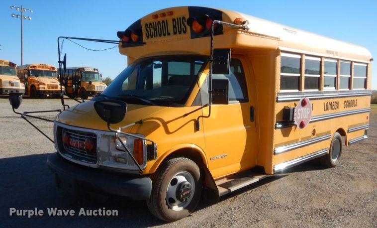 image for item HW9032 2005 GMC Savana G3500  school bus