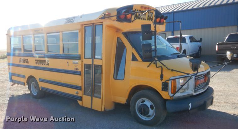 image for item HW9032 2005 GMC Savana G3500  school bus