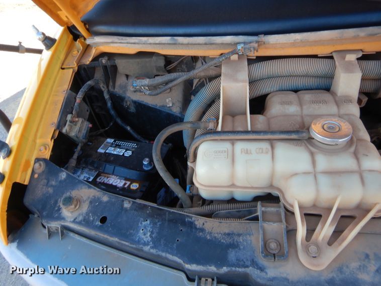 image for item HW9032 2005 GMC Savana G3500  school bus