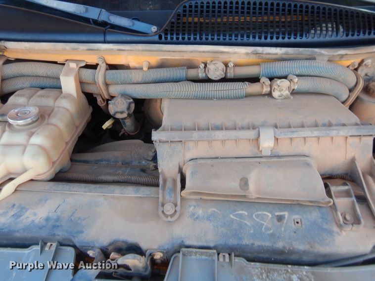 image for item HW9032 2005 GMC Savana G3500  school bus