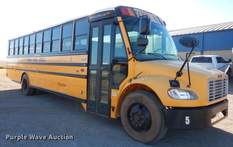 image for item HW9033 2011 Freightliner Thomas Built  school bus