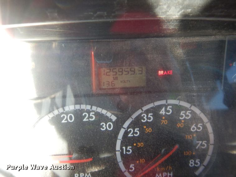 image for item HW9033 2011 Freightliner Thomas Built  school bus