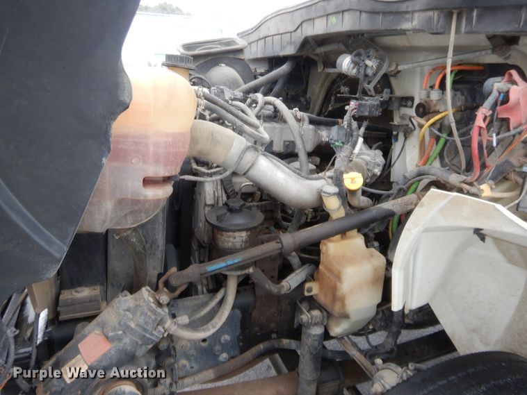 image for item HW9096 2009 International DuraStar 4300  bucket truck