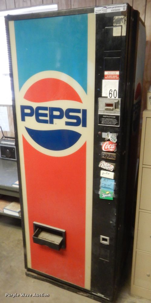 image for item HW9099 Vending machine
