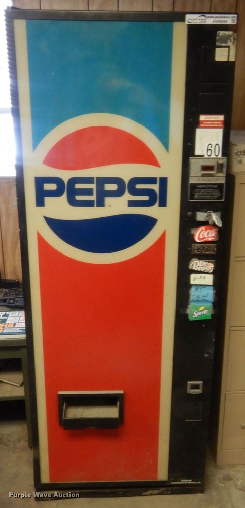 image for item HW9099 Vending machine