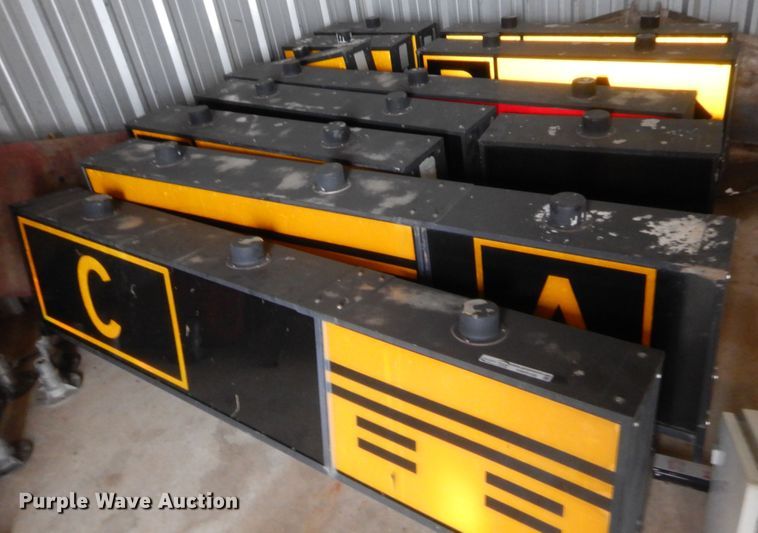 image for item HW9100 Approximately 11 runway taxi directional signs