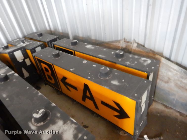 image for item HW9100 Approximately 11 runway taxi directional signs