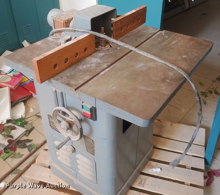 image for item HW9114 Wood working tools