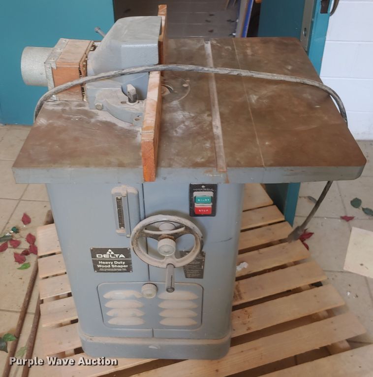 image for item HW9114 Wood working tools