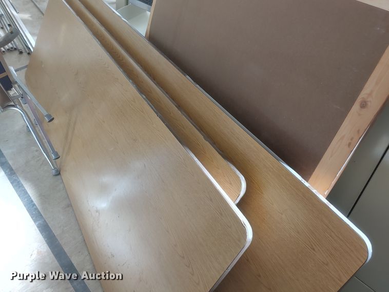 image for item HW9116 Approximately 9 wood folding tables