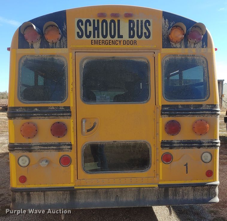 image for item HW9117 2001 GMC Savana G3500  school bus