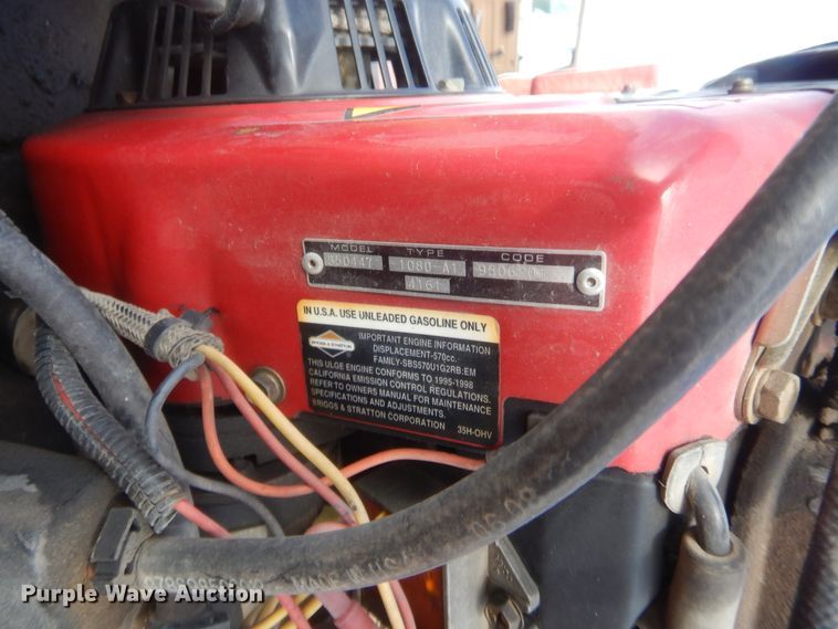 image for item HW9129 1986 International 2375  pumper fire truck