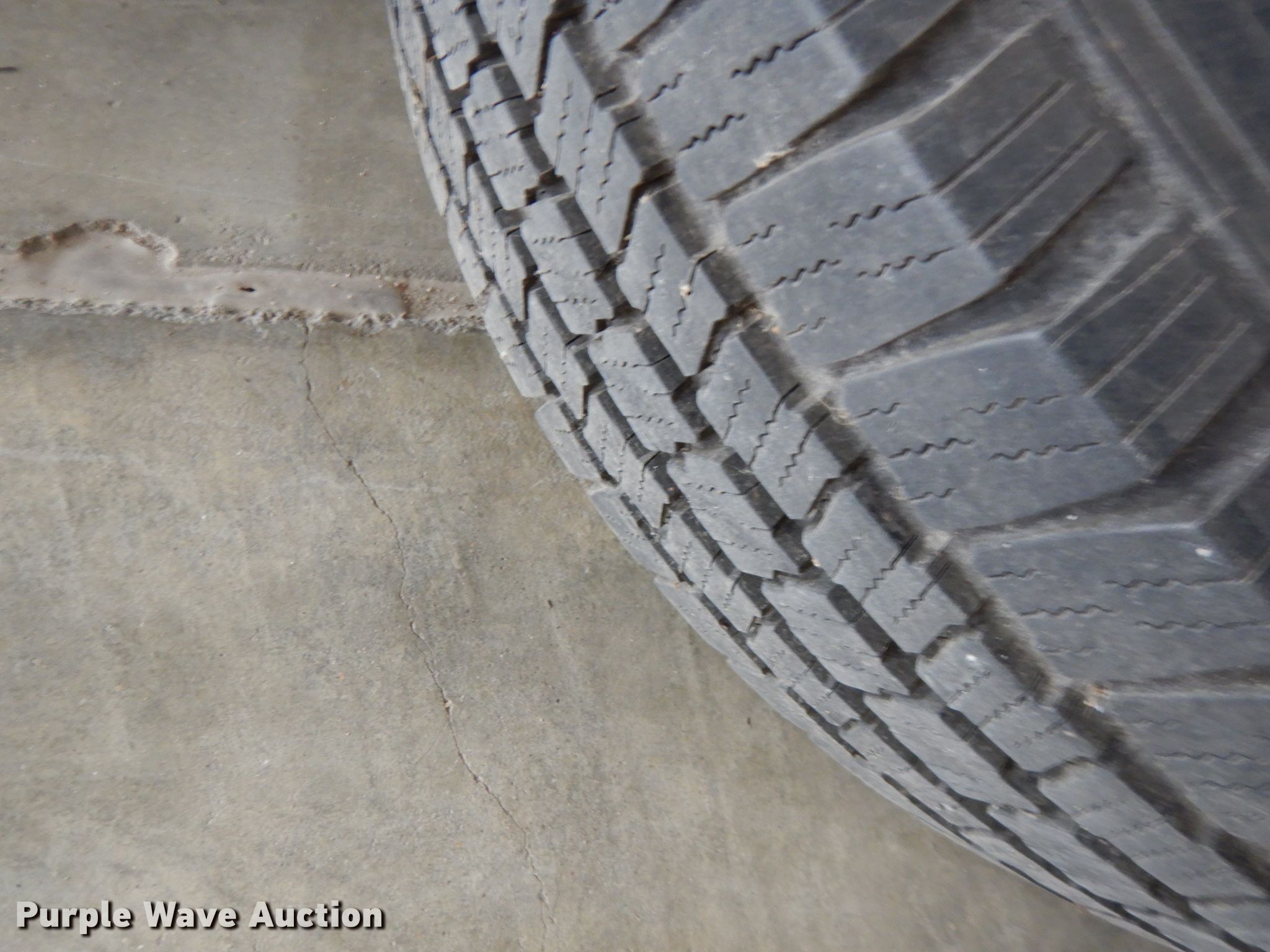 (2) tires and wheels in Neodesha, KS Item FW9789 sold Purple Wave