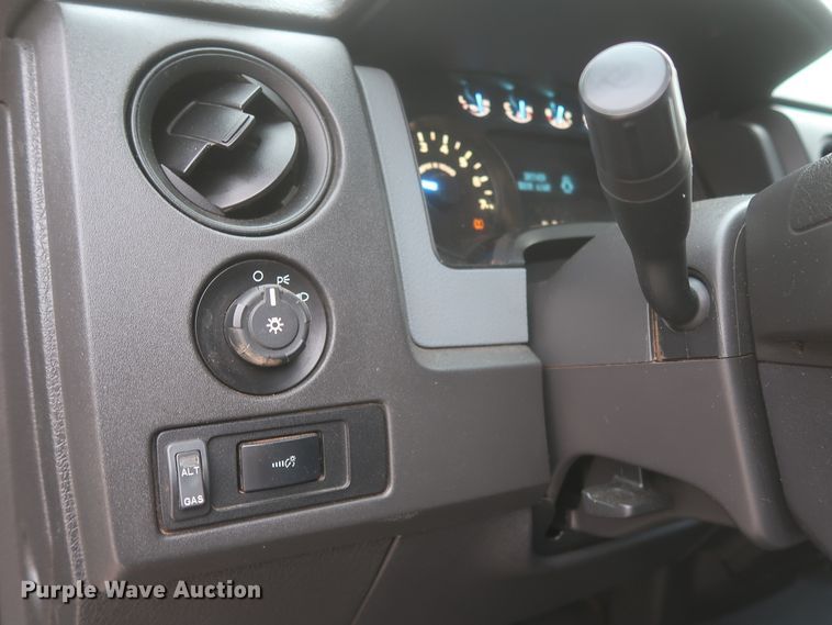 image for item HW9001 2014 Ford F150  SuperCab pickup truck