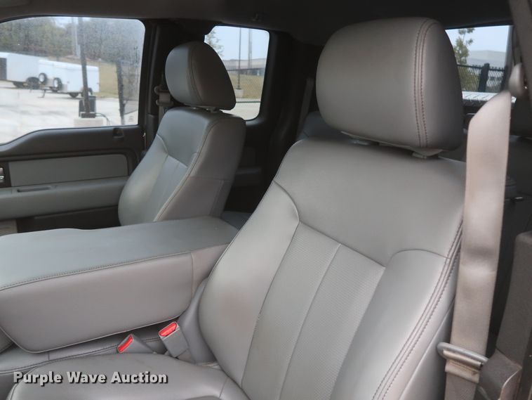 image for item HW9001 2014 Ford F150  SuperCab pickup truck