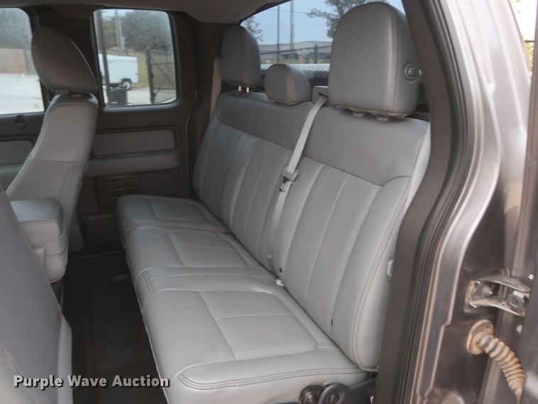 image for item HW9001 2014 Ford F150  SuperCab pickup truck