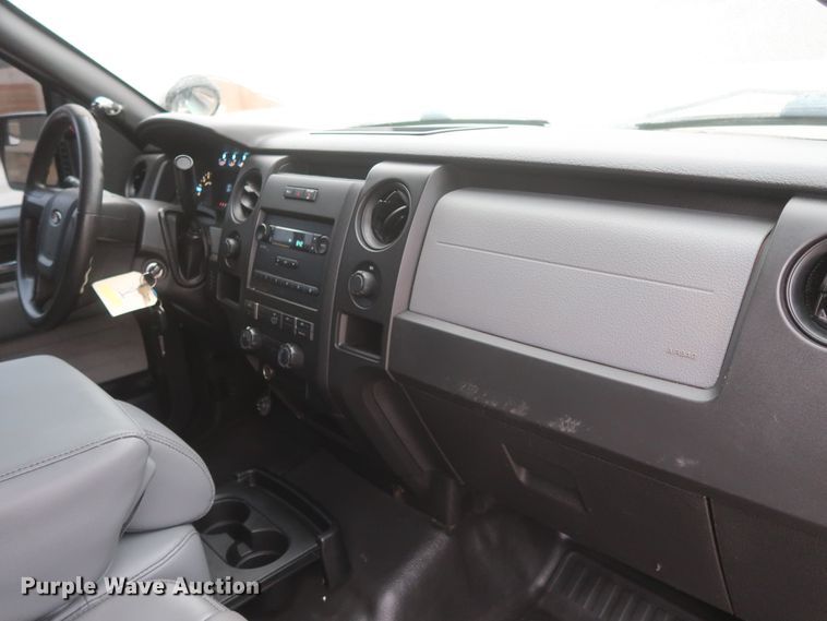 image for item HW9001 2014 Ford F150  SuperCab pickup truck