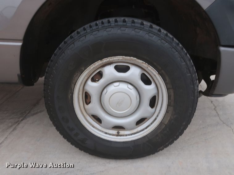 image for item HW9001 2014 Ford F150  SuperCab pickup truck