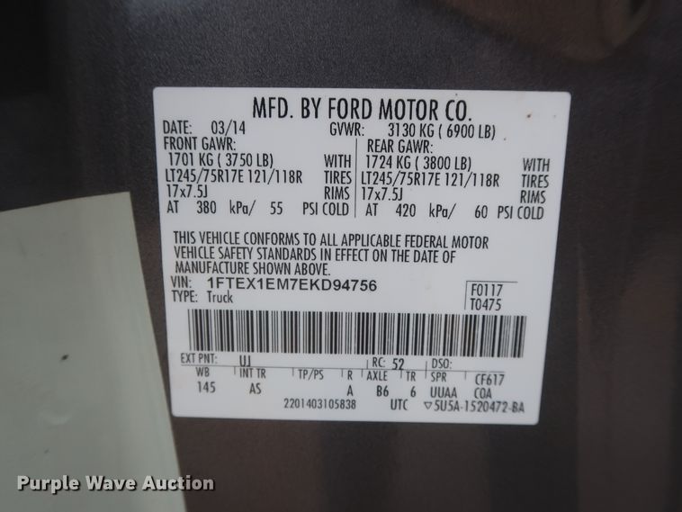 image for item HW9001 2014 Ford F150  SuperCab pickup truck